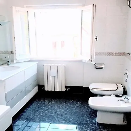 Villa Vallocchia - Sleeps 18 Exclusive Poolgrounds 3 * Borgiano (Perugia)