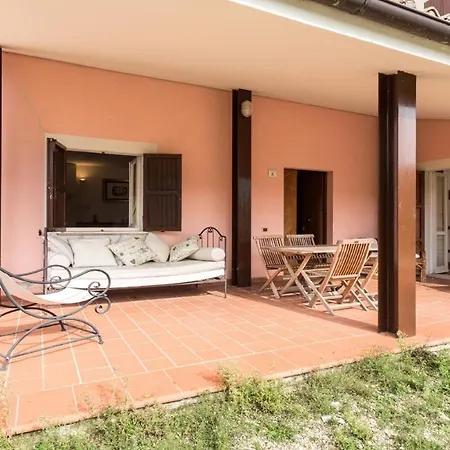 Villa Vallocchia - Sleeps 18 Exclusive Poolgrounds 3 Villa