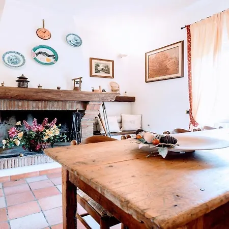 Villa Vallocchia - Sleeps 18 Exclusive Poolgrounds 3 فيلة Borgiano (Perugia)